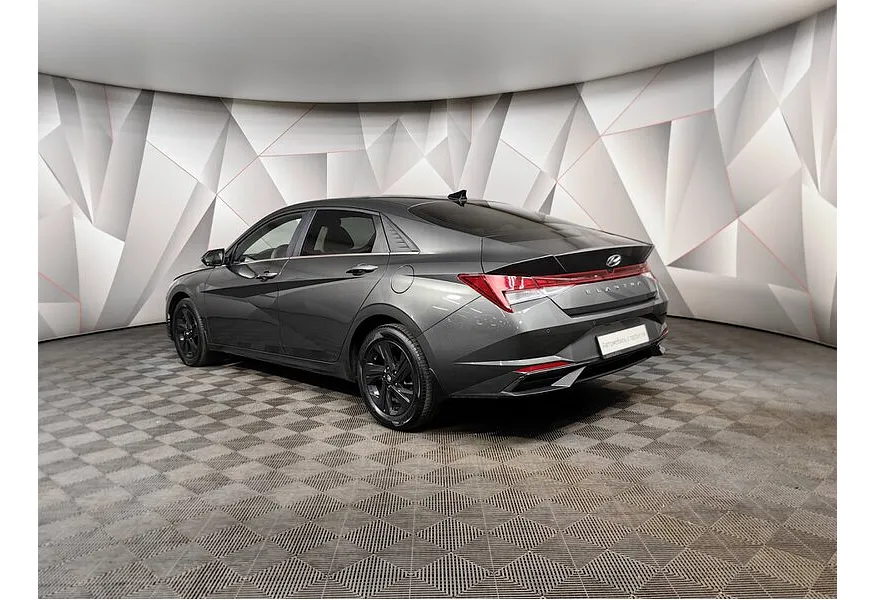 Hyundai Elantra 1.6 AT (128 л.с.) Elegance + Smart Sense Серый в АВИЛОН. Слайд №4