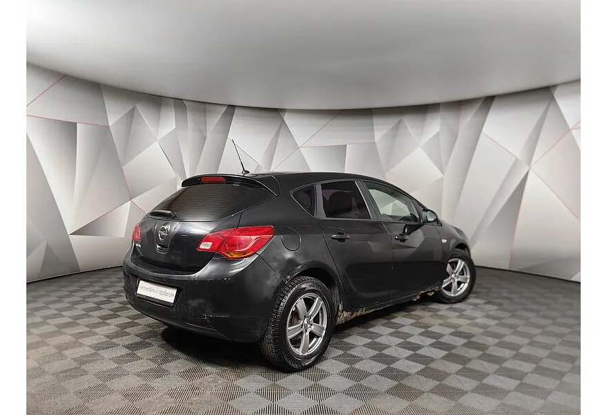 Opel Astra 1.6 AT (115 л.с.) Черный в АВИЛОН. Слайд №2
