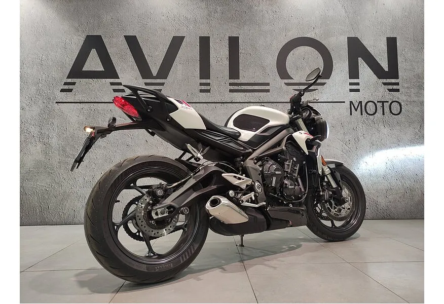 Triumph Street Triple 660 см³ (94 л.с.) (94) 660 Белый в АВИЛОН. Слайд №6