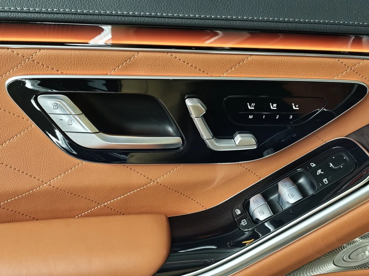 Mercedes-Benz S-Класс Long 500 4MATIC (449 л.с.) Черный в АВИЛОН. Слайд №21