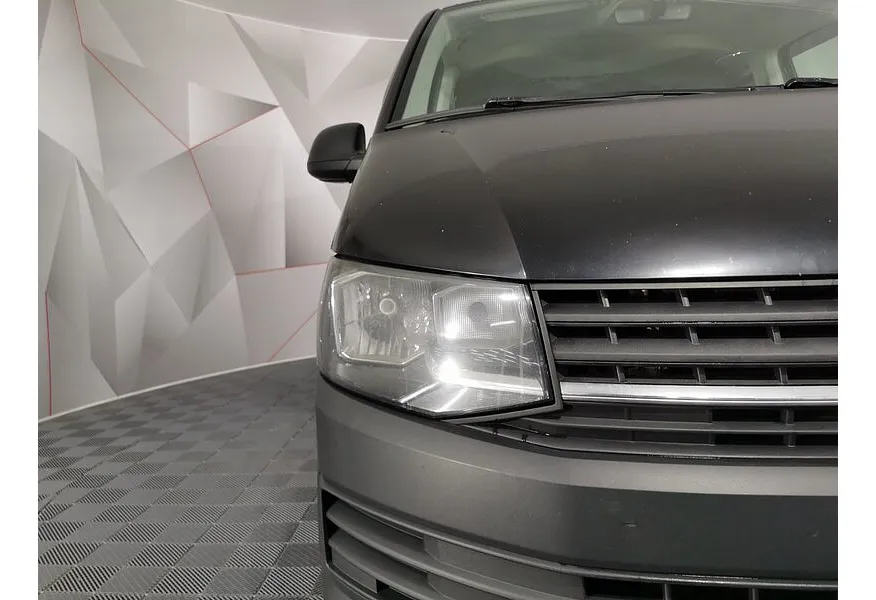 Volkswagen Caravelle 2.0 TDI DSG L1 (140 л.с.) Trendline Черный в АВИЛОН. Слайд №10