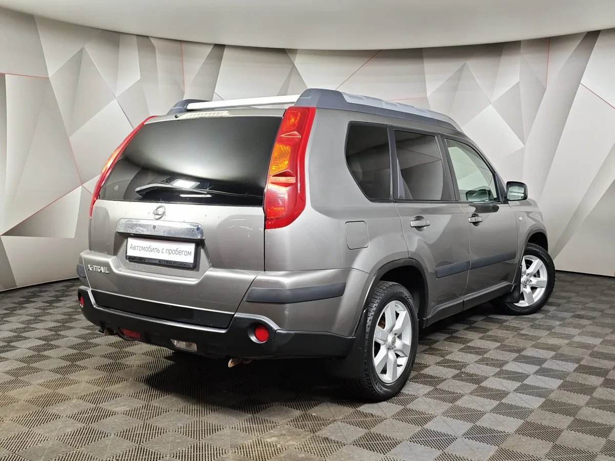 Nissan X-Trail 2.5 CVT AWD (171 л.с.) LE Top Серый в АВИЛОН. Слайд №2