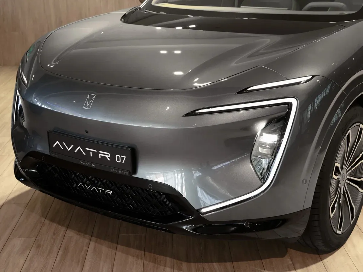 Avatr 07 1.5h AT 4WD (502 л.с.) 7_3.1 Серый в АВИЛОН. Слайд №8