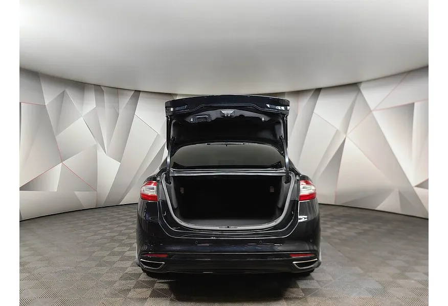 Ford Mondeo 2.0 EcoBoost AT (199 л.с.) Titanium Черный в АВИЛОН. Слайд №12