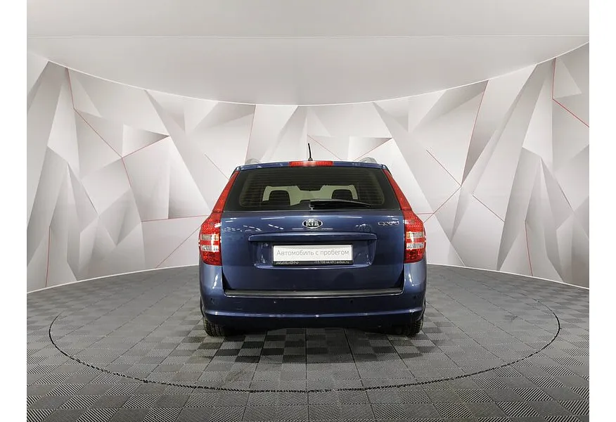 Kia Ceed 1.6 MT (122 л.с.) Синий в АВИЛОН. Слайд №8