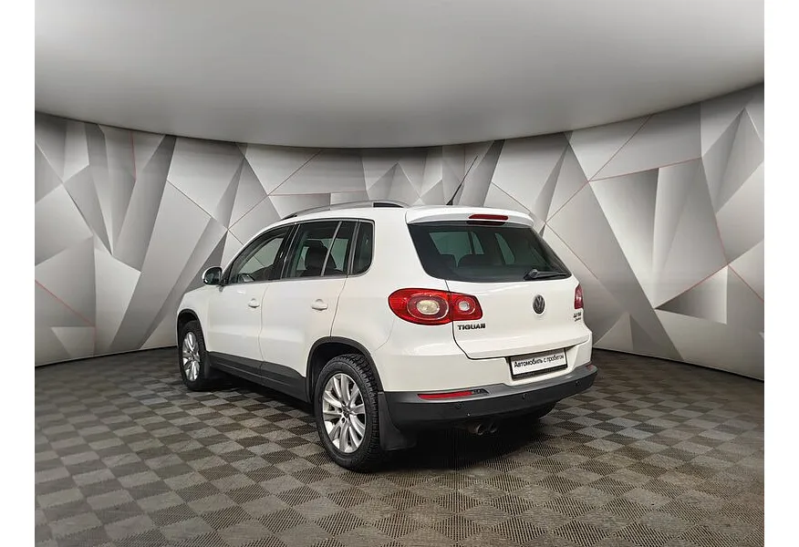 Volkswagen Tiguan 2.0 TSI 4Motion AT (170 л.с.) Sport&Style Белый в АВИЛОН. Слайд №4
