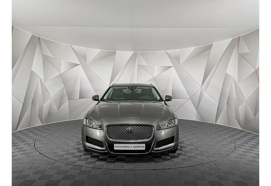 Jaguar XF 2.0 D AT AWD (240 л.с.) SE Серый в АВИЛОН. Слайд №7