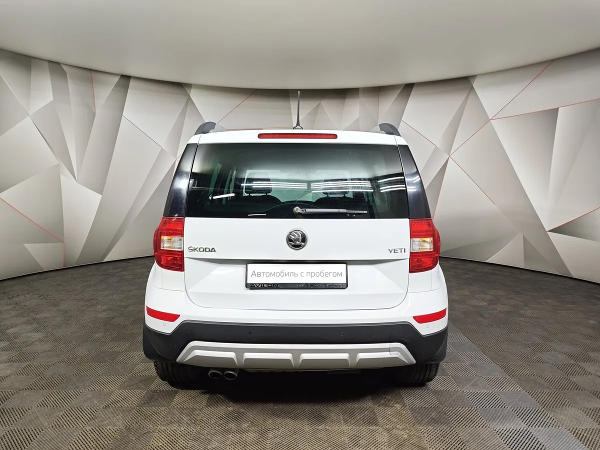 Skoda Yeti 1.8 TSI 4x4 DSG (152 л.с.) Белый в АВИЛОН. Слайд №8