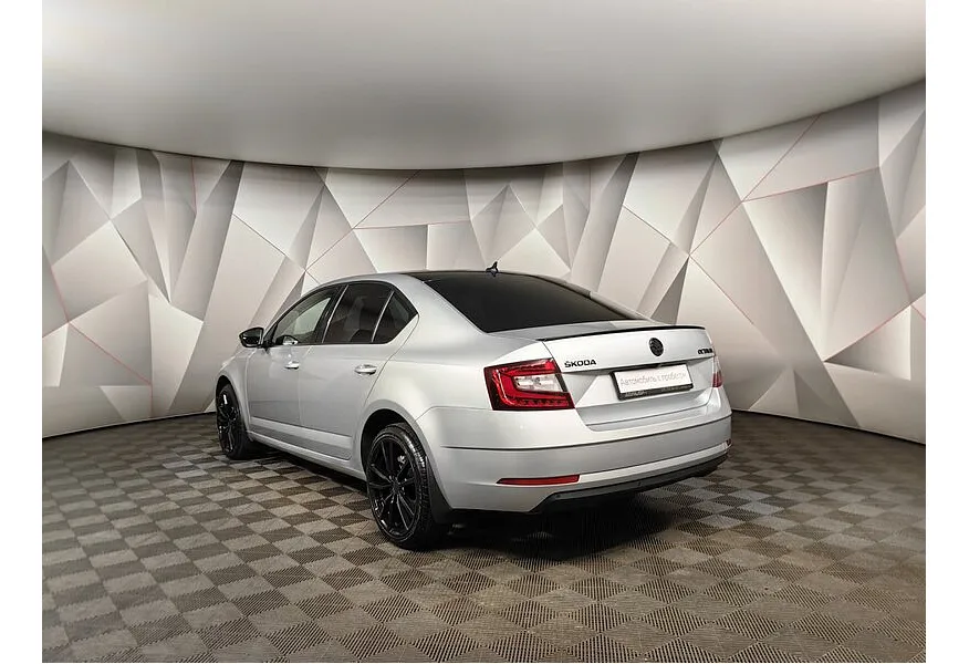 Skoda Octavia 1.4 TSI DSG (150 л.с.) Ambition Серебристый в АВИЛОН. Слайд №7