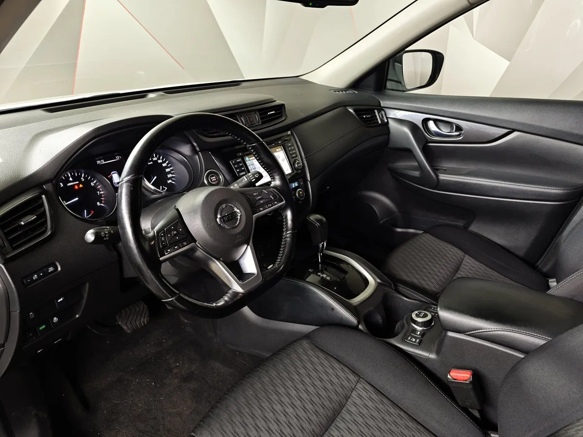 Nissan X-Trail 2.5 CVT AWD (171 л.с.) Белый в АВИЛОН. Слайд №18