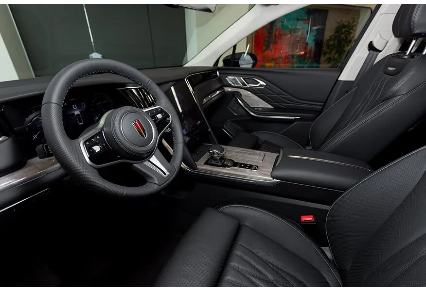 АВИЛОН - Hongqi HS7 2.0T 8AT 4WD (245 л.с.) Executive Черный - slide 8