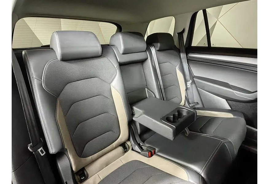АВИЛОН - Skoda Kodiaq 2.0 TSI DSG 4X4 (180 л.с.) Серый - slide 10