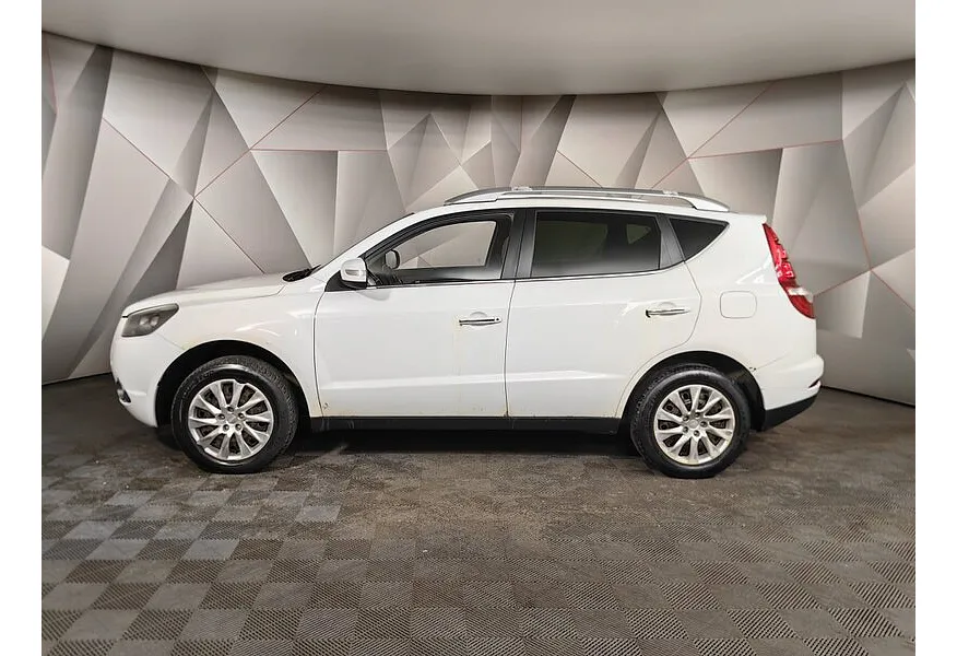 Geely Emgrand X7 2.0 MT (139 л.с.) Белый в АВИЛОН. Слайд №5