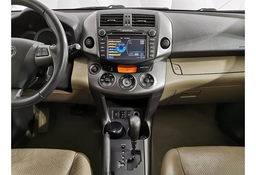 Toyota RAV4 2.0 CVT (148 л.с.) Стандарт Белый в АВИЛОН. Слайд №15