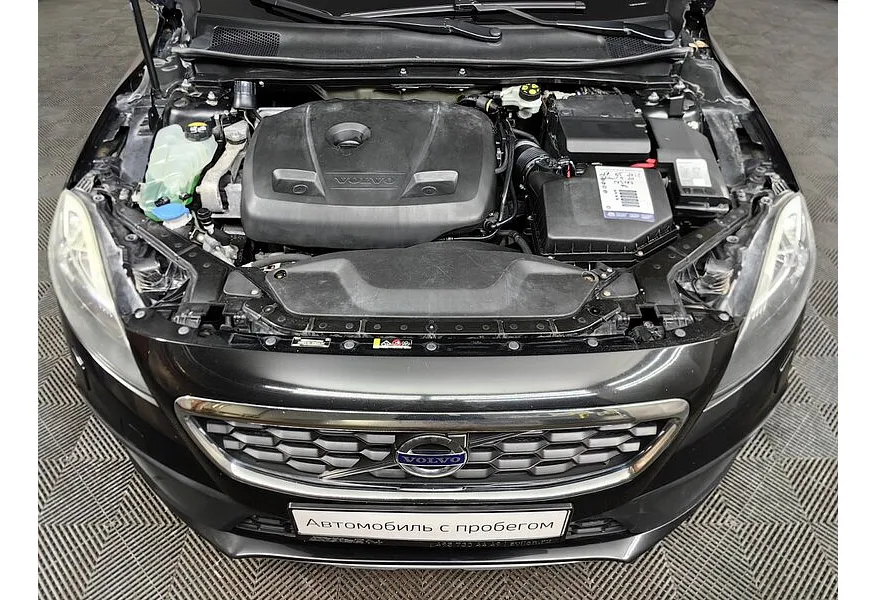 Volvo V40 1.5 T3 Drive-E Geartronic (152 л.с.) Kinetic Черный в АВИЛОН. Слайд №10