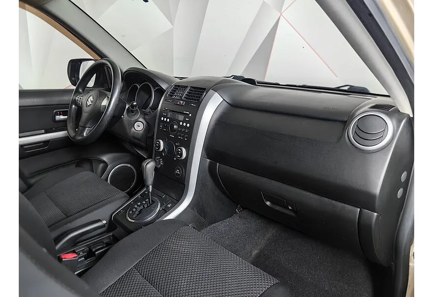 LIVE. Слайд №9