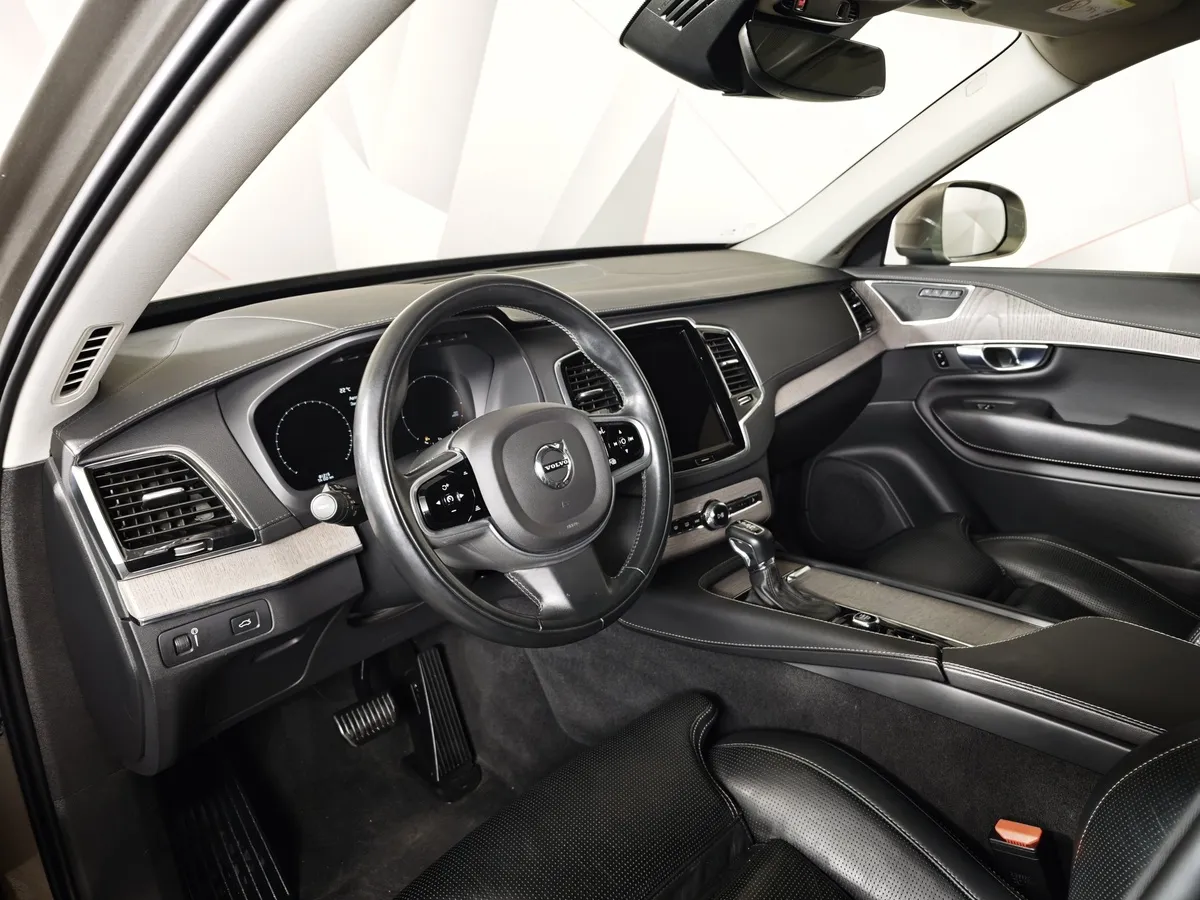 Volvo XC90 2.0 D5 Drive-E AT AWD (7 мест) (235 л.с.) Inscription Серый в АВИЛОН. Слайд №18