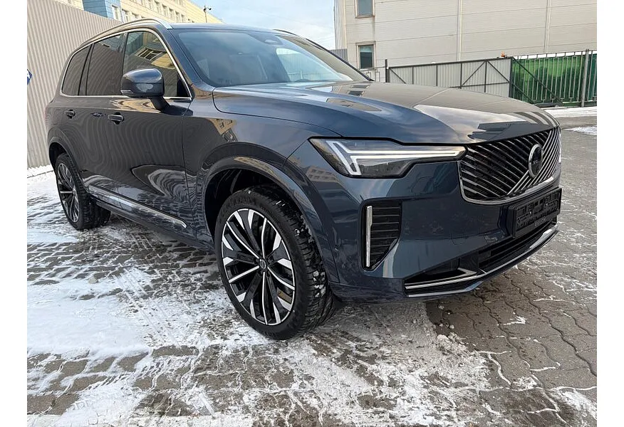 Volvo XC90 2.0 T8 plug-inhybrid AT AWD (7 мест) (455 л.с.) Ultra Bright Синий в АВИЛОН. Слайд №2