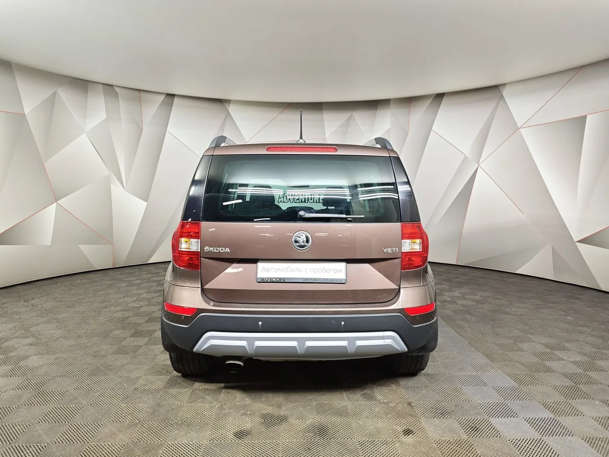 Skoda Yeti 1.6 AT (110 л.с.) Коричневый в АВИЛОН. Слайд №8