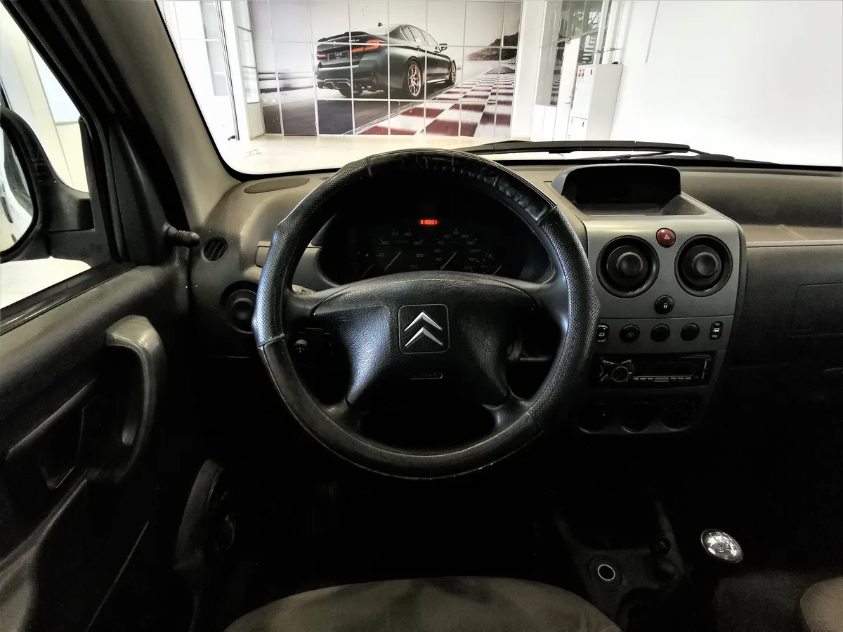 Citroen Berlingo 1.9 D MT (69 л.с.) Белый в АВИЛОН. Слайд №12