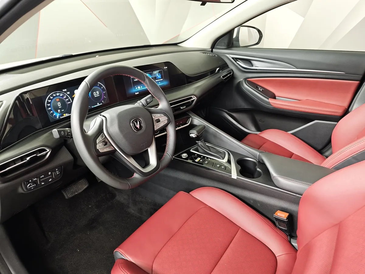 Changan Eado Plus 1.4 TGDI 7DSG 2WD (150 л.с.) Tech Белый в АВИЛОН. Слайд №19