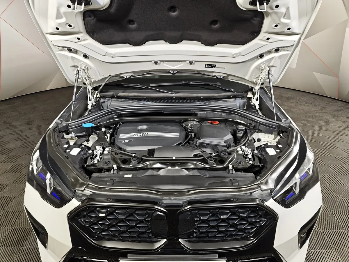 BMW X2 25i xDrive AT (204 л.с.) Белый в АВИЛОН. Слайд №9
