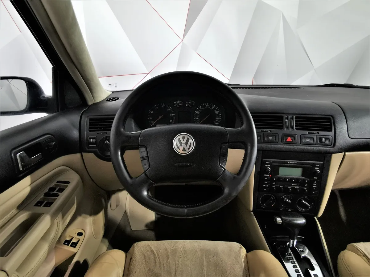 Volkswagen Jetta 1.8 5V Turbo AT (180 л.с.) Синий в АВИЛОН. Слайд №18