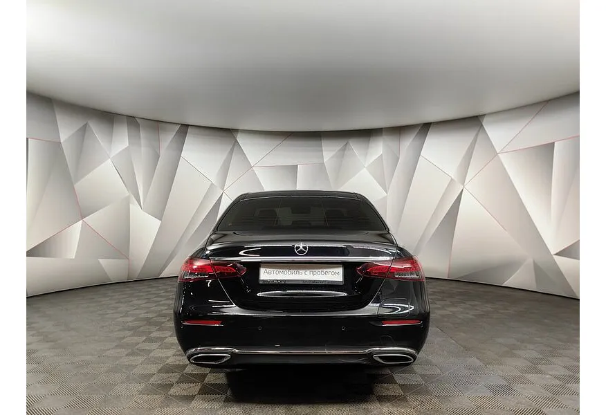 Mercedes-Benz E-Класс E 300 9G-TRONIC (245 л.с.) Черный в АВИЛОН. Слайд №8