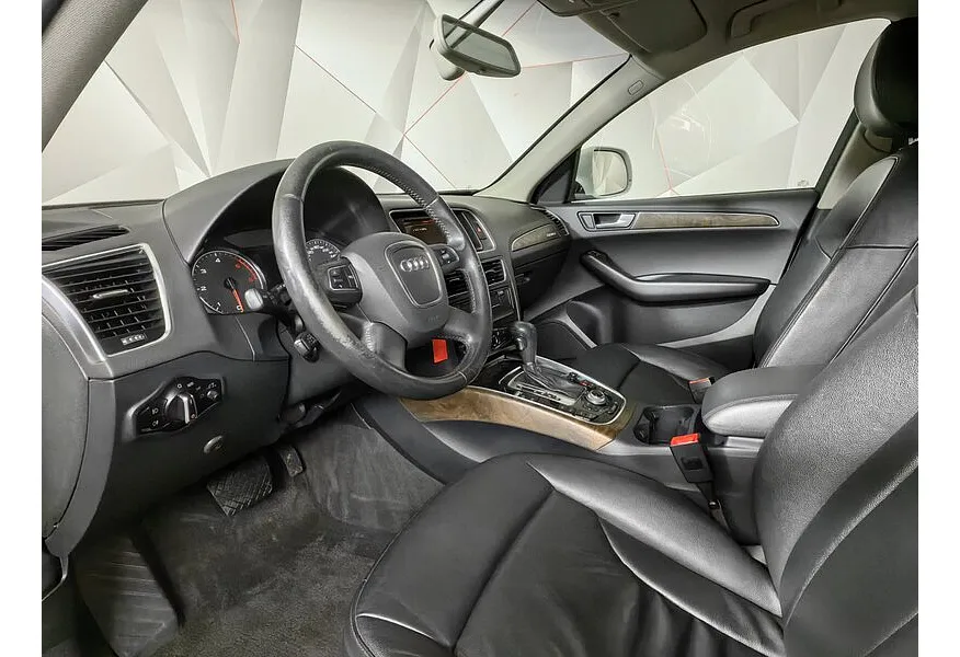 АВИЛОН - Audi Q5 3.0 TDI S tronic quattro (240 л.с.) Белый - slide 9