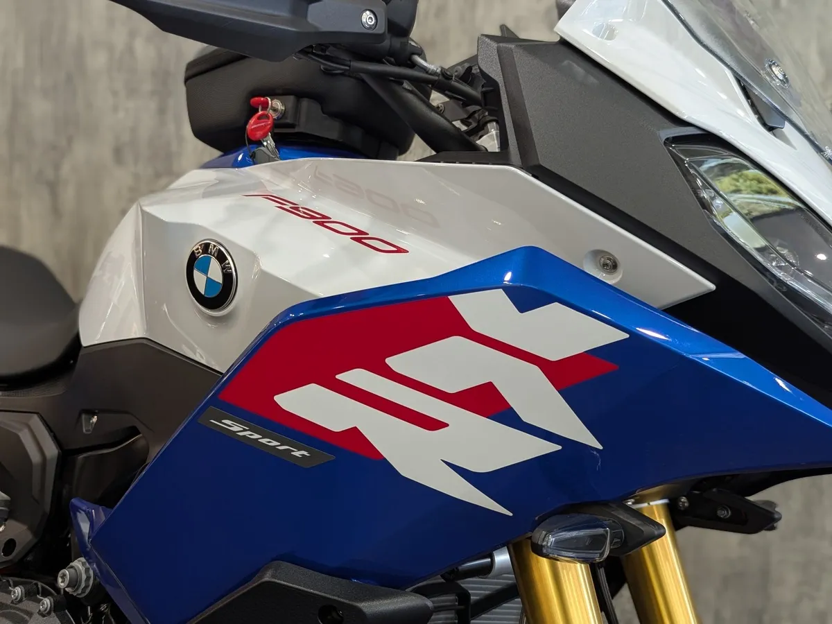BMW Motorrad F 900 XR F 900 XR 895 см³ 895 Белый в АВИЛОН. Слайд №3