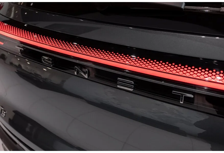 LIVE. Слайд №20