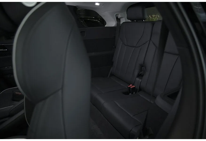 Hongqi E-HS9 AT 4WD (551 л.с.) Executive  Серый в АВИЛОН. Слайд №9