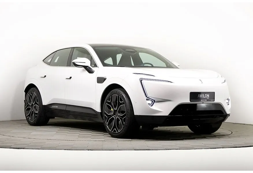 АВИЛОН - Avatr 11 116 kWh 4WD (578 л.с.) 4 места Белый - slide 0