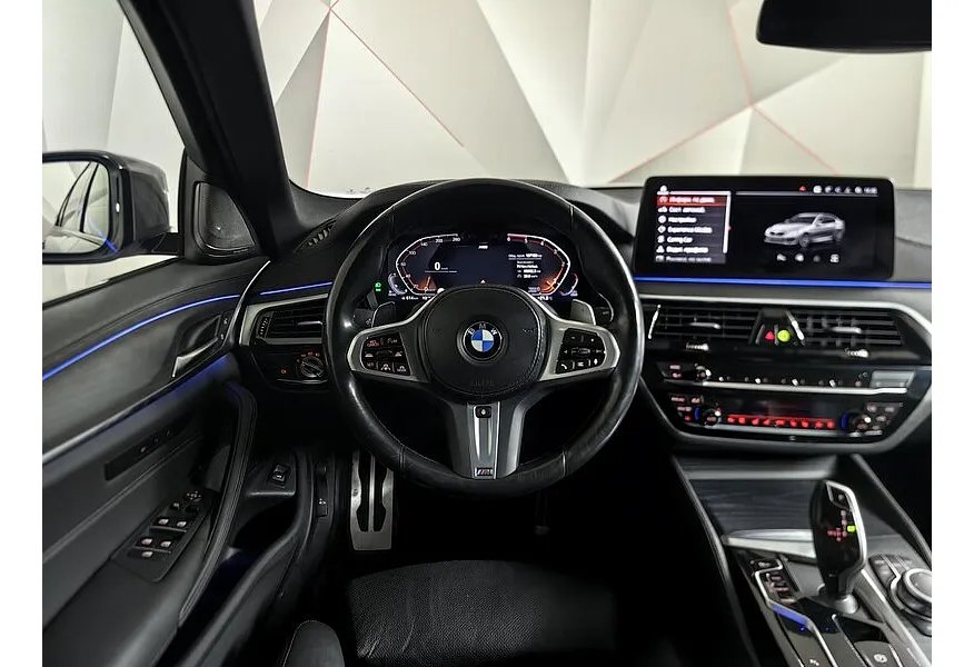 BMW 5 серия 530d xDrive Steptronic (249 л.с.) Base (Локальная сборка) Серый в АВИЛОН. Слайд №15