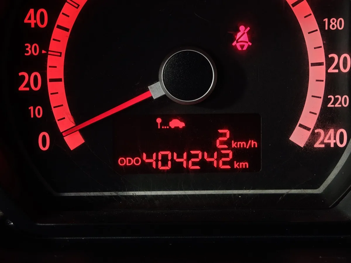 Kia Ceed 1.4 MT (109 л.с.) Серебристый в АВИЛОН. Слайд №15