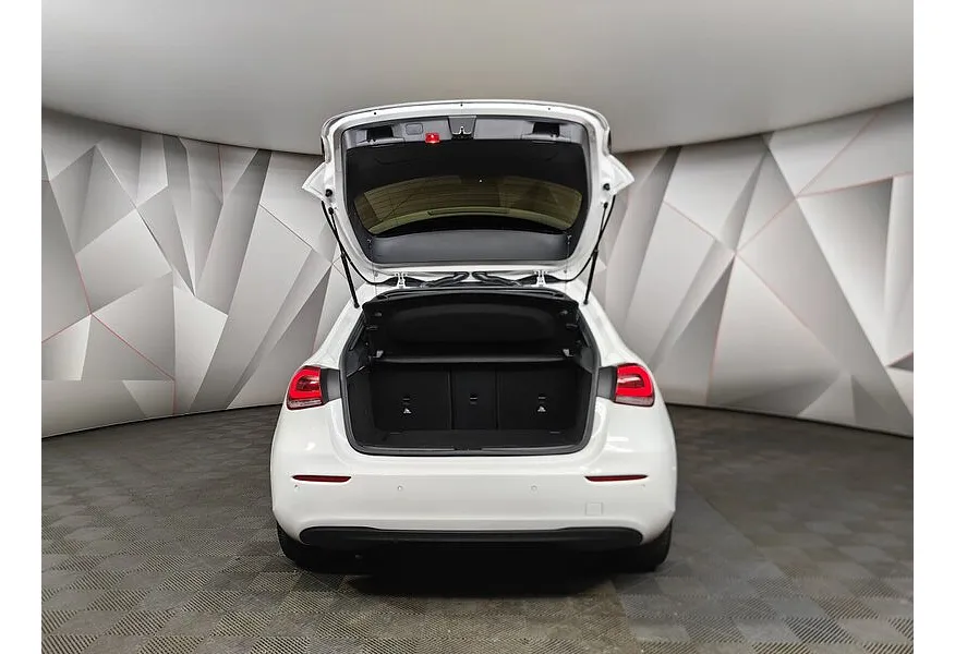 Mercedes-Benz A-Класс A 200 7G-DCT (150 л.с.) Style Белый в АВИЛОН. Слайд №12