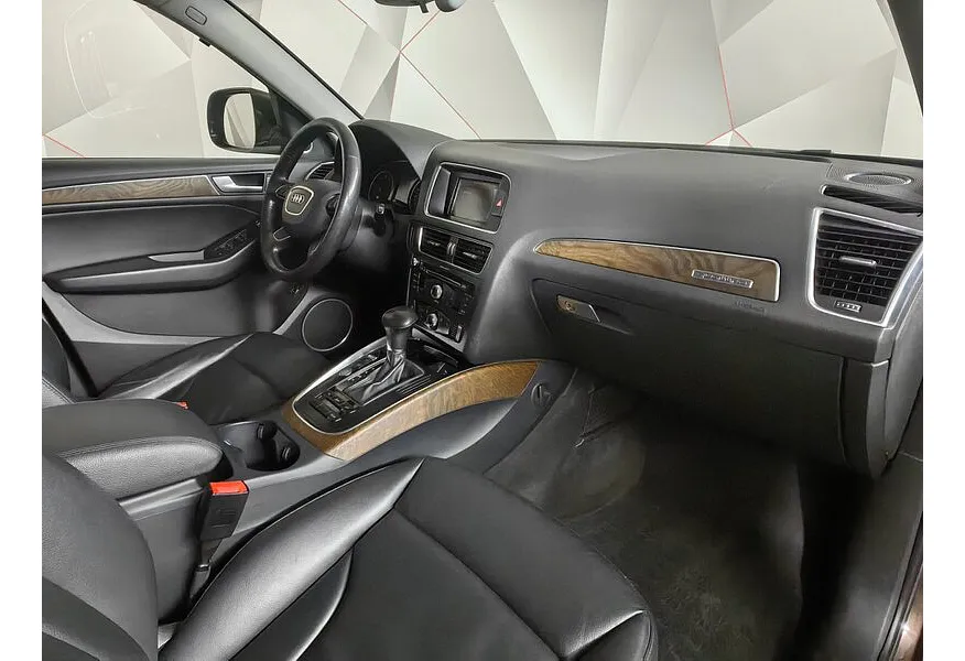 АВИЛОН - Audi Q5 2.0 TFSI Tiptronic quattro (225 л.с.) Коричневый - slide 8