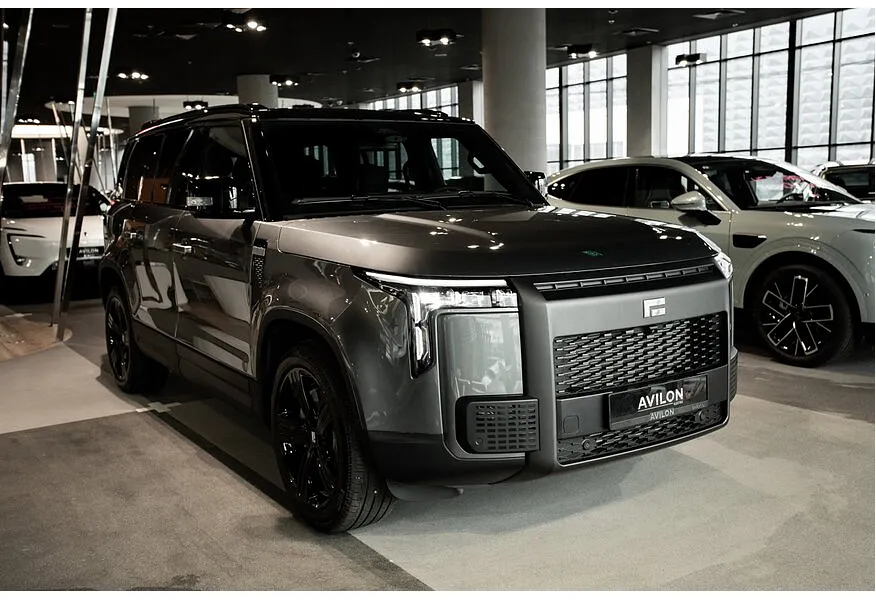 ROX 01 1.5 AT 4WD (475 л.с.) 6 мест Business Lounge Серый в АВИЛОН. Слайд №2