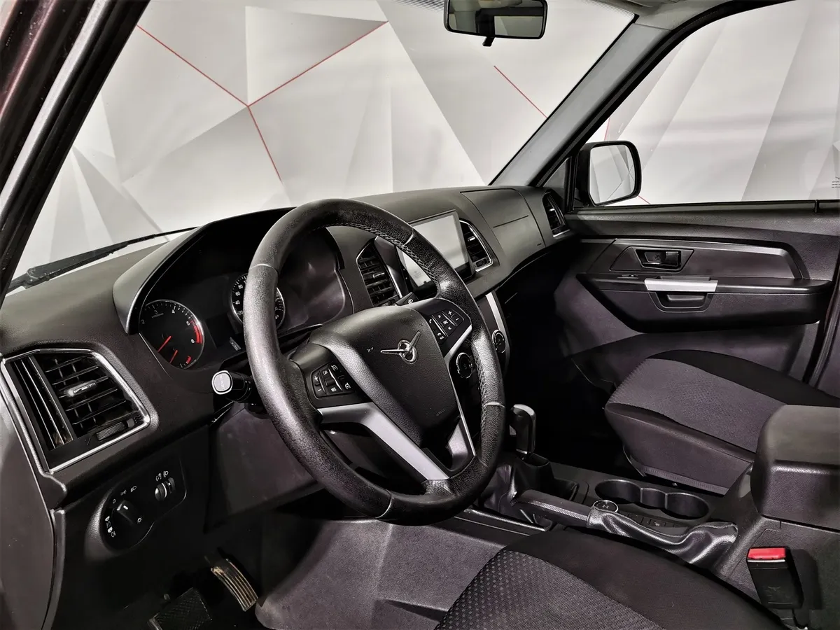 УАЗ Patriot 2.7 MT (135 л.с.) Коричневый в АВИЛОН. Слайд №18