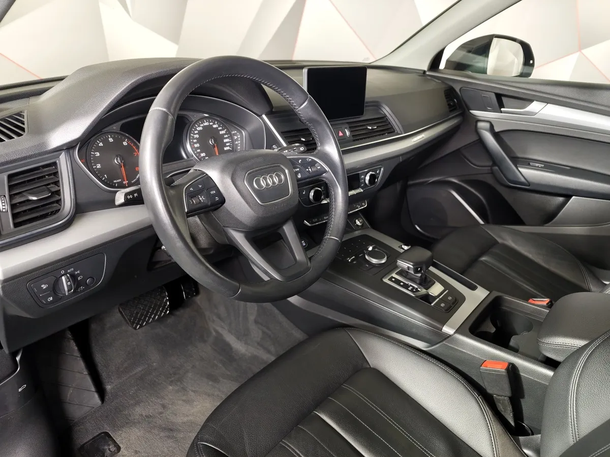 Audi Q5 2.0 TFSI S tronic quattro (249 л.с.) Design Синий в АВИЛОН. Слайд №19