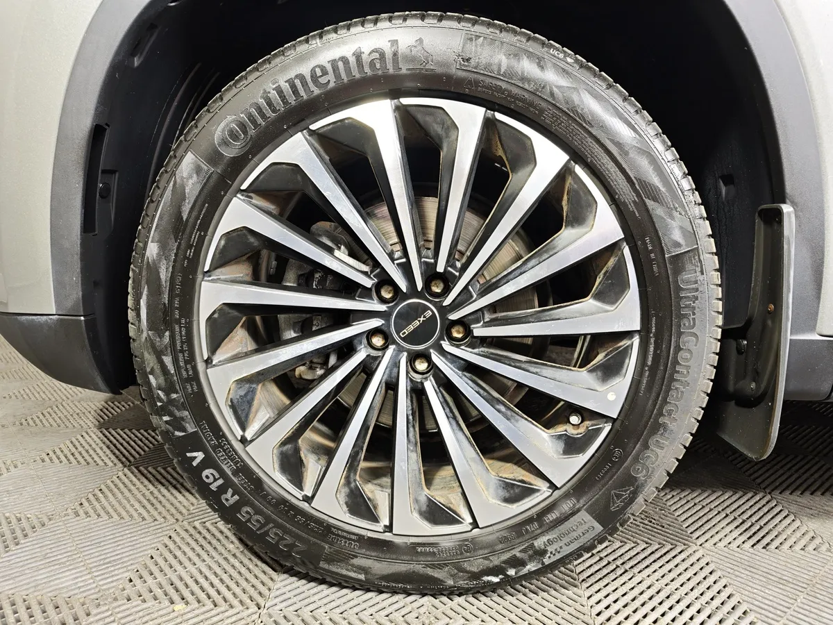 EXEED TXL 1.6 TGDI DCT7 AWD (186 л.с.) Серый в АВИЛОН. Слайд №9