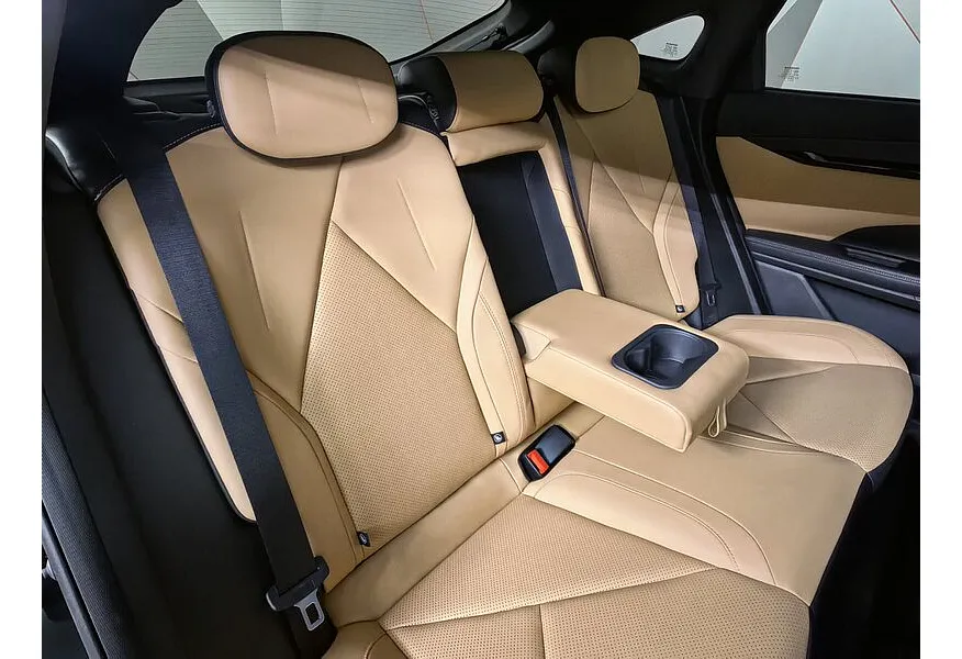 Changan UNI-V 1.5 AMT (181 л.с.) LX Черный в АВИЛОН. Слайд №16