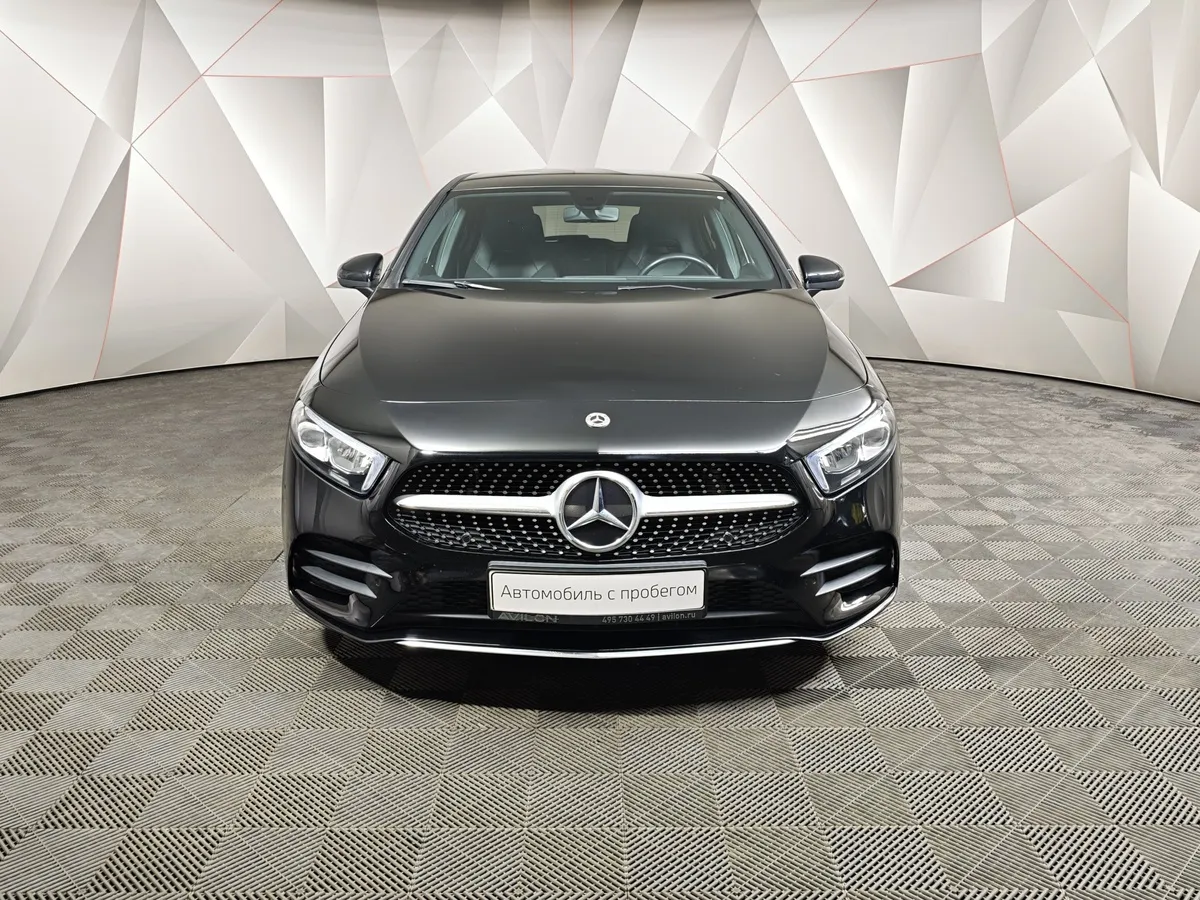 Mercedes-Benz A-Класс A 200 7G-DCT (150 л.с.) Sport Черный в АВИЛОН. Слайд №7