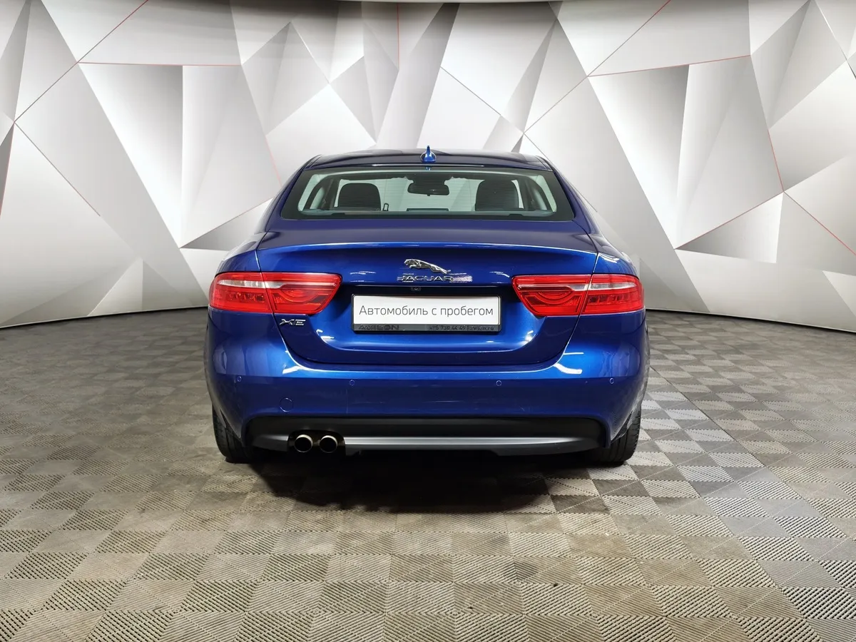 Jaguar XE 2.0 D AT (180 л.с.) Prestige Синий в АВИЛОН. Слайд №8