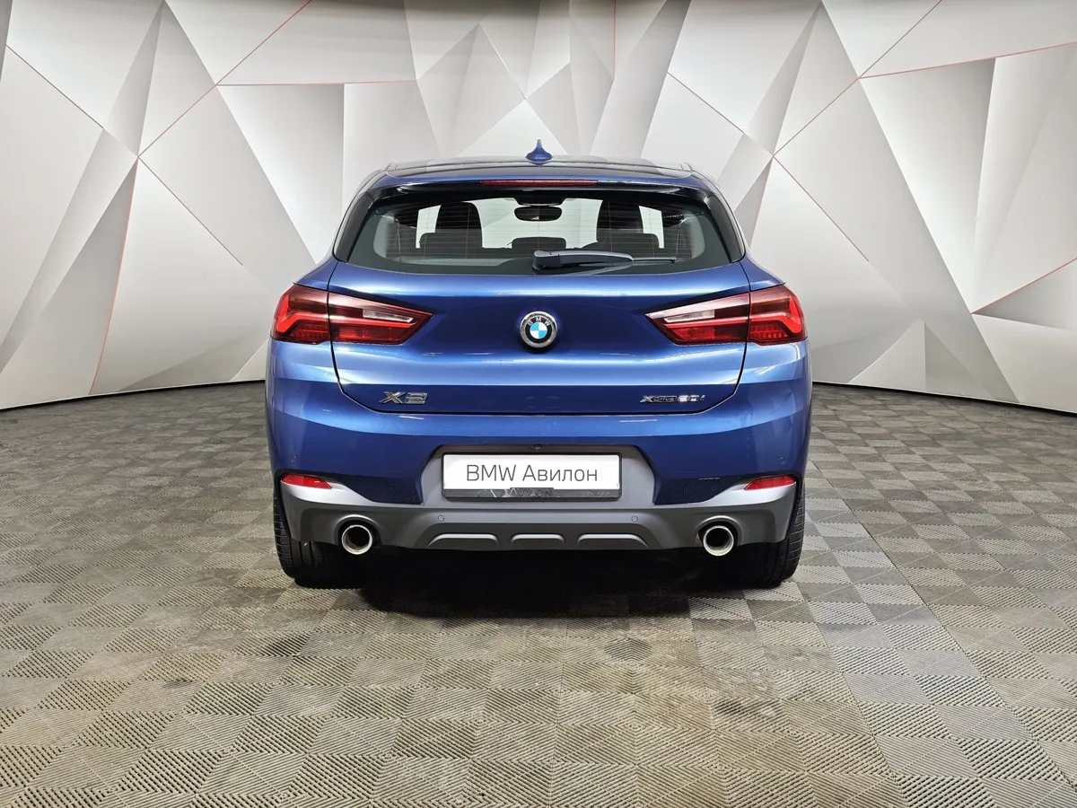BMW X2 20i xDrive AT (192 л.с.) M Sport X Синий в АВИЛОН. Слайд №3