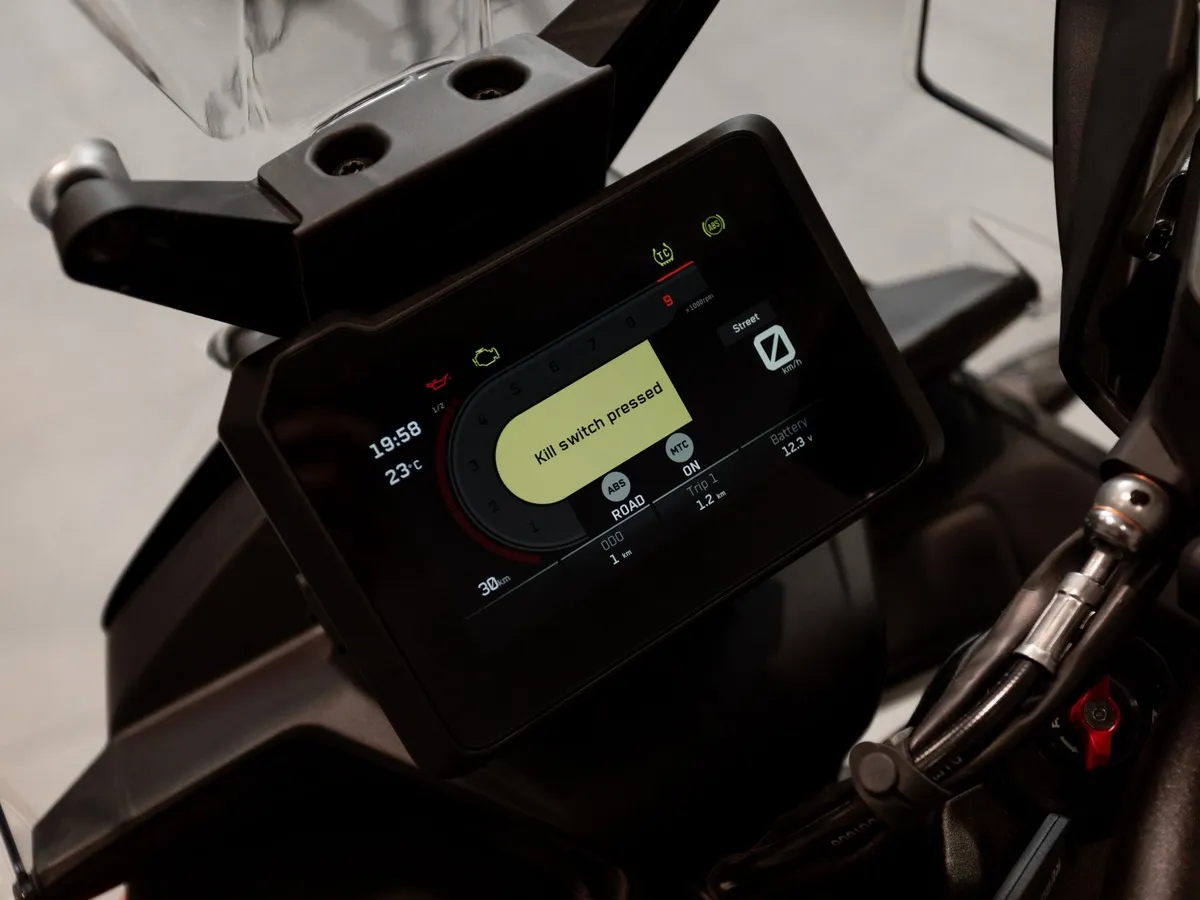 KTM 790 Adventure 799 см³ (95 л.с.) (95) 799 Оранжевый в АВИЛОН. Слайд №9