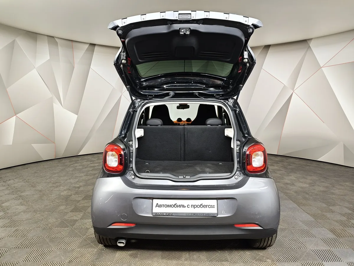 Smart Forfour 0.9 T AMT twinamic (90 л.с.) Серый в АВИЛОН. Слайд №11