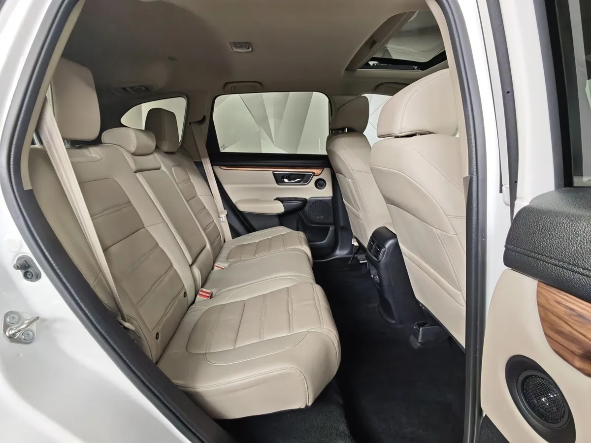 Honda CR-V 2.4 CVT AWD (186 л.с.) Белый в АВИЛОН. Слайд №16