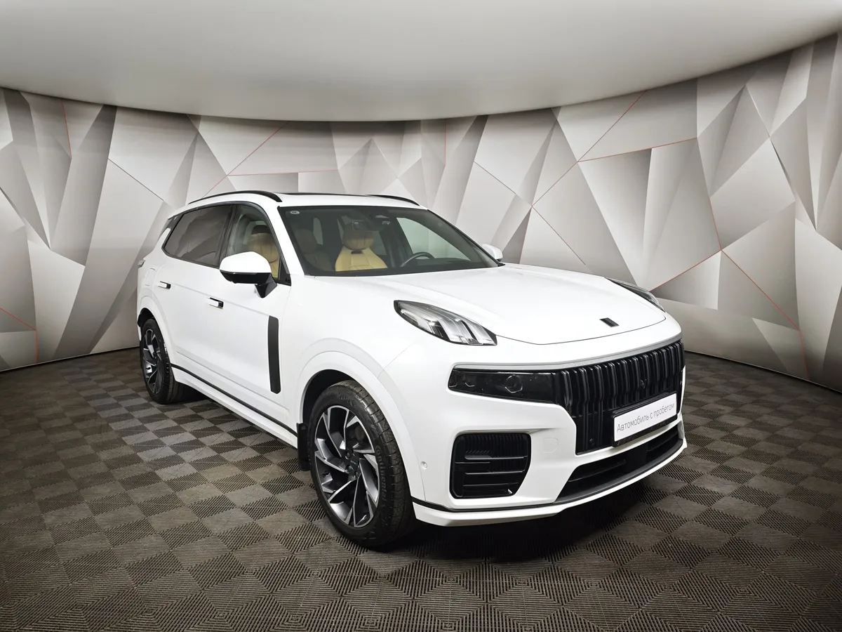 Lynk & Co 09 MHEV 2.0 T5 Drive-E AMT 4WD (7 мест) (254 л.с.) Halo + Upgrade package Белый в АВИЛОН. Слайд №3