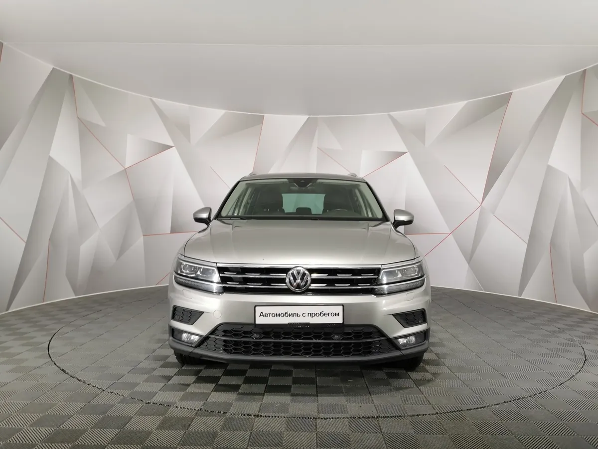 Volkswagen Tiguan 2.0 TSI 4Motion DSG (180 л.с.) Highline Серебристый в АВИЛОН. Слайд №7